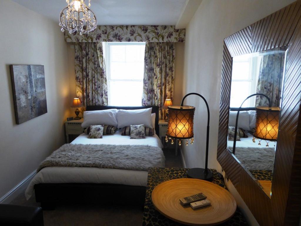 Durham Moonlight Apartment Room photo
